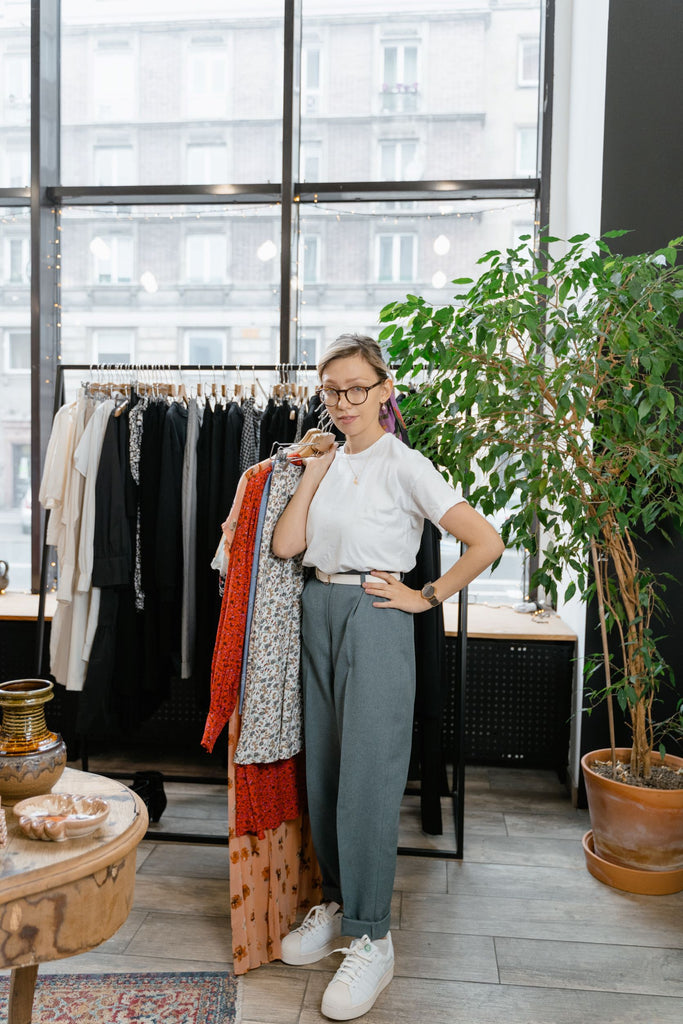 5 Tools To Help You Sustainably Shop For New Outfits